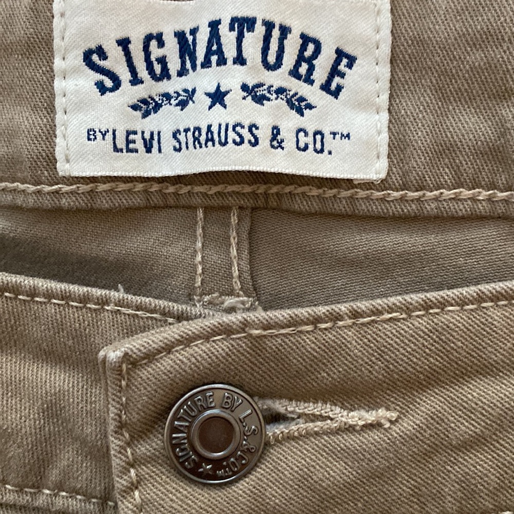 Khaki Stretch Denim Shorts Size 16 - Picture 9 of 11